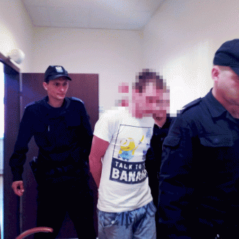 Zatruł 20 młodych osób. Jest areszt dla 18 - latka handlującego dopalaczami Zatruł 20 młodych osób. Jest areszt dla 18 - latka handlującego dopalaczami