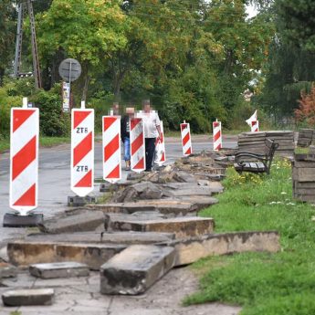 W Kamieniu Pomorskim trwa przebudowa kolejnego chodnika W Kamieniu Pomorskim trwa przebudowa kolejnego chodnika
