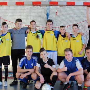 Święto Trzech Króli na sportowo w hali sportowej i na lodowisku! Święto Trzech Króli na sportowo w hali sportowej i na lodowisku!