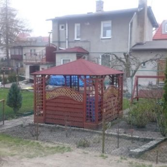 DOM Z PIEKNA DZIAŁKĄ DOM Z PIEKNA DZIAŁKĄ