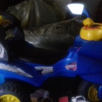 Motorek na akumulator