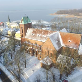 Parafia z kolejnym dofinansowaniem. Blisko pół miliona na renowację katedry i dworu von Kleista Parafia z kolejnym dofinansowaniem. Blisko pół miliona na renowację katedry i dworu von Kleista
