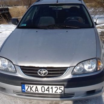Sprzedam Toyota Avenis Sprzedam Toyota Avenis