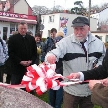 10 lat temu w Kamieniu Pomorskim upamiętniono zniszczony cmentarz żydowski 10 lat temu w Kamieniu Pomorskim upamiętniono zniszczony cmentarz żydowski
