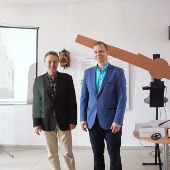 Połączyli XIX wieczny mechanizm z najnowszymi technologiami! [Na żywo]