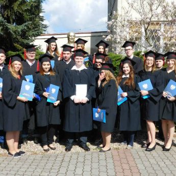Uczniowie klas maturalnych ZSP w Kamieniu Pomorskim zakończyli rok szkolny Uczniowie klas maturalnych ZSP w Kamieniu Pomorskim zakończyli rok szkolny