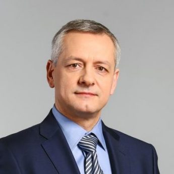 Urodził się w Kamieniu Pomorskim. Od dziś będzie nowym Ministrem Cyfryzacji Urodził się w Kamieniu Pomorskim. Od dziś będzie nowym Ministrem Cyfryzacji