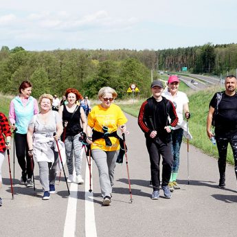 Blisko 100 osób pomaszerowało po zdrowie [Zdjęcia]