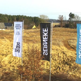 Presja radnych przyniosła skutek? Firma Serneke przekazuje środki stowarzyszeniom Presja radnych przyniosła skutek? Firma Serneke przekazuje środki stowarzyszeniom