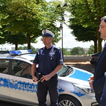 Kamieńska policja dostała nowy radiowóz! Kamieńska policja dostała nowy radiowóz!