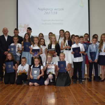 Wyróżnienia dla najlepszych uczniów w Golczewie przyznane Wyróżnienia dla najlepszych uczniów w Golczewie przyznane