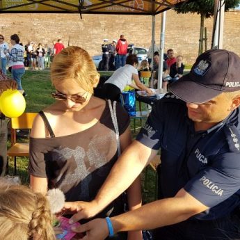 Kamieńscy policjanci wzięli udział w pikniku rodzinnym Kamieńscy policjanci wzięli udział w pikniku rodzinnym