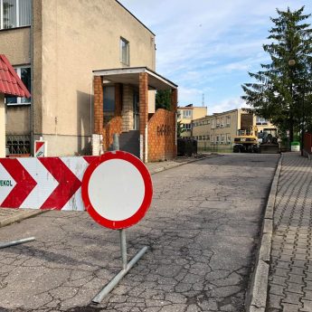 Przy urzędzie miejskim w Golczewie rusza budowa parkingu Przy urzędzie miejskim w Golczewie rusza budowa parkingu