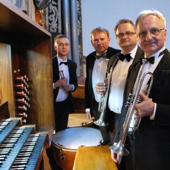 Z kamieńskiego festiwalu Dwóch organistów i muzyka dawna