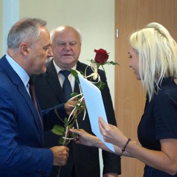 Nauczyciele ze szkół prowadzonych przez Powiat z awansami zawodowymi [Zdjęcia]
