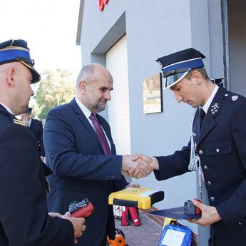 Strażacy z odświeżoną remizą i nowym sprzętem Strażacy z odświeżoną remizą i nowym sprzętem