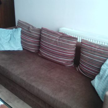 Sprzedam sofe w komplecie z 2 fotelami