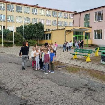 Próbne ewakuacje w szkołach podstawowych w powiecie Próbne ewakuacje w szkołach podstawowych w powiecie