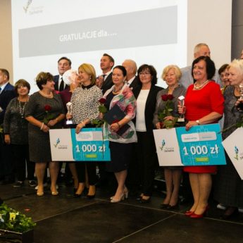 Janina Kołodzińska z kolejnym wyróżnieniem od Marszałka Janina Kołodzińska z kolejnym wyróżnieniem od Marszałka