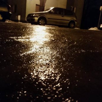 Ostrzeżenie przed marznącymi opadami i gołoledzią! Ostrzeżenie przed marznącymi opadami i gołoledzią!