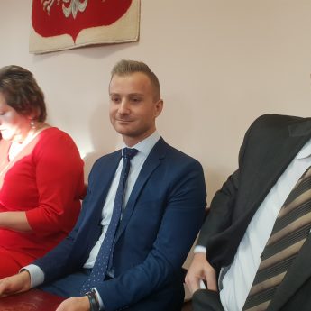Wójt Radosław Drozdowicz złożył ślubowanie Wójt Radosław Drozdowicz złożył ślubowanie
