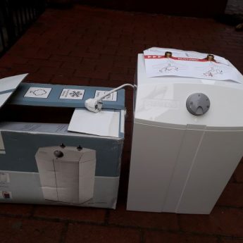 Sprzedam podumywalkowy podgrzewacz wody 5l marki Siemens