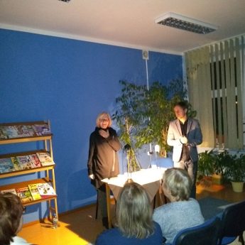 Teatr przy Stoliku w Kamieńskiej Bibliotece Teatr przy Stoliku w Kamieńskiej Bibliotece