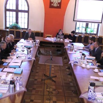 Radni jednogłośnie za przyszłorocznym budżetem. W przyszłym roku powrót funduszu sołeckiego oraz inwestycje Radni jednogłośnie za przyszłorocznym budżetem. W przyszłym roku powrót funduszu sołeckiego oraz inwestycje