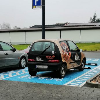 Dostarczał "rodzinną" pizzę dla pracowników Lidla? Dostarczał "rodzinną" pizzę dla pracowników Lidla?