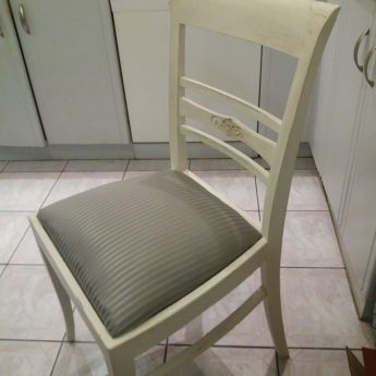 sprzedam krzesła drewniane sprzedam krzesła drewniane