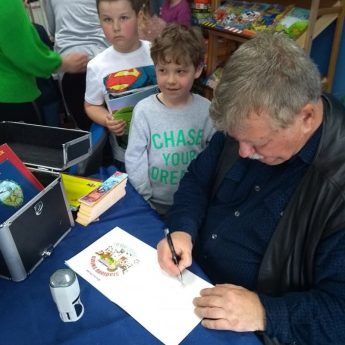Wiesław Drabik w Kamieńskiej Bibliotece Wiesław Drabik w Kamieńskiej Bibliotece