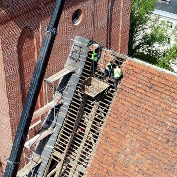 Ponad pół miliona na remont dachu kamieńskiej katedry Ponad pół miliona na remont dachu kamieńskiej katedry