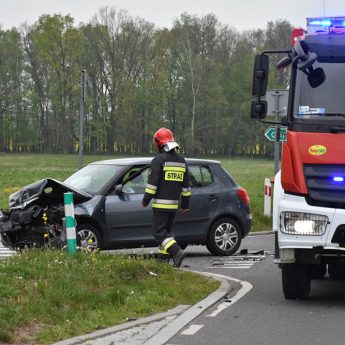 Wymuszenie pierwszeństwa powodem kolizji. Skoda zderzyła się z Renault Wymuszenie pierwszeństwa powodem kolizji. Skoda zderzyła się z Renault