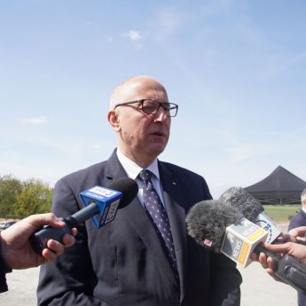 Minister Brudziński o próbie paraliżu matur: "Różne szatany za tym stoją" Minister Brudziński o próbie paraliżu matur: "Różne szatany za tym stoją"
