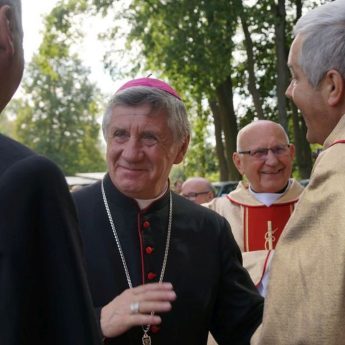 Arcybiskup szczecińsko - kamieński powołuje zespół do spraw nadużyć seksualnych Arcybiskup szczecińsko - kamieński powołuje zespół do spraw nadużyć seksualnych