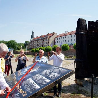 Wrak oficjalnie wyeksponowany [Zdjęcia]