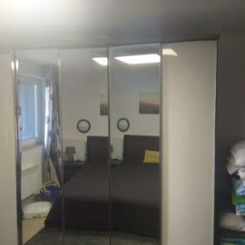 Sprzedam szafę pięciodrzwiową