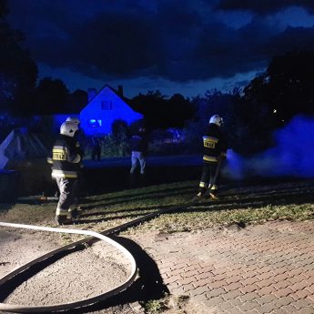 Wypalanie odpadów zmorą mieszkańców Świerzna Wypalanie odpadów zmorą mieszkańców Świerzna