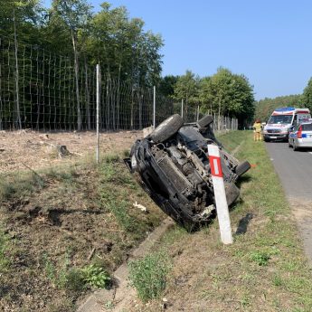 Dachowanie na krajowej trójce. Uwaga na utrudnienia w ruchu