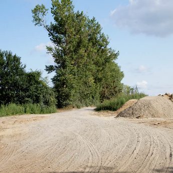 Rybice z nowymi drogami. Gmina Świerzno zmodernizuje drogę w środku wsi