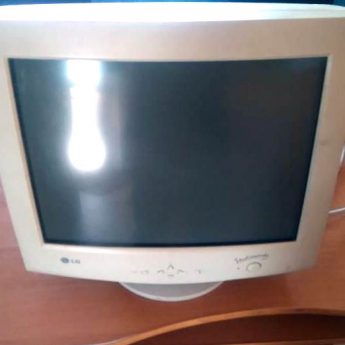 Pracowaliście przed monitorem kineskopowym? ZUS wypłaci Wam rekompensatę Pracowaliście przed monitorem kineskopowym? ZUS wypłaci Wam rekompensatę