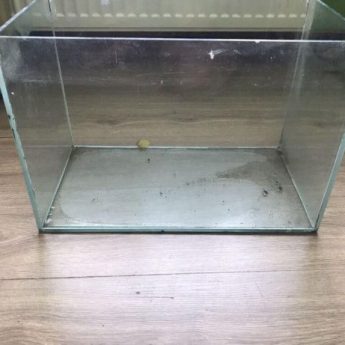 Sprzedam akwarium Sprzedam akwarium