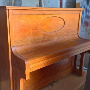 sprzedam pianino