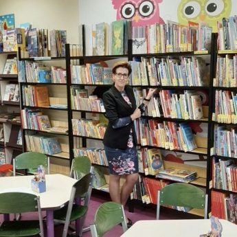 Agnieszka Peplińska-Kot pełniącą obowiązki dyrektora Biblioteki Publicznej w Wolinie