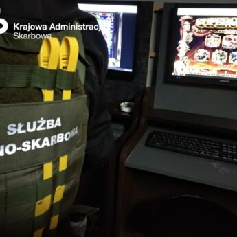 Nielegalny salon gier zamiast sklepu z grami komputerowymi w Kołobrzegu Nielegalny salon gier zamiast sklepu z grami komputerowymi w Kołobrzegu
