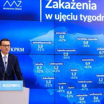Luzowanie obostrzeń. Premier przedstawił plan na wakacje Luzowanie obostrzeń. Premier przedstawił plan na wakacje