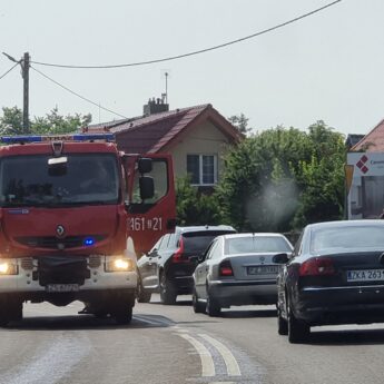 Ślisko we Wrzosowie! Wszystko przez plamę oleju Ślisko we Wrzosowie! Wszystko przez plamę oleju