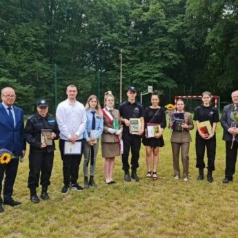 Uczniowie szkół ponadpodstawowych zakończyli naukę Uczniowie szkół ponadpodstawowych zakończyli naukę