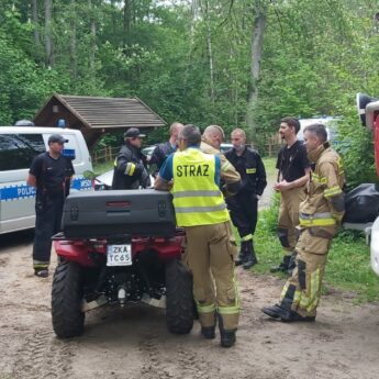 Policja prowadzi poszukiwania 64 - latka. Widzieliście go? [Aktualizacja]