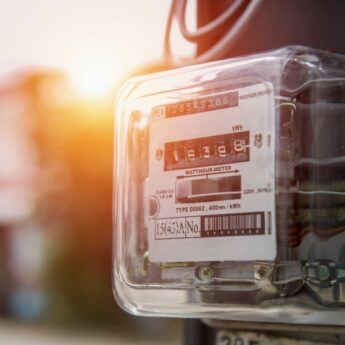 Rząd z branżą energetyczną chcą nas oswoić z drogim prądem. Będzie kampania informacyjna Rząd z branżą energetyczną chcą nas oswoić z drogim prądem. Będzie kampania informacyjna